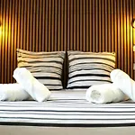 Cosy & Chic- Hyper Centre *