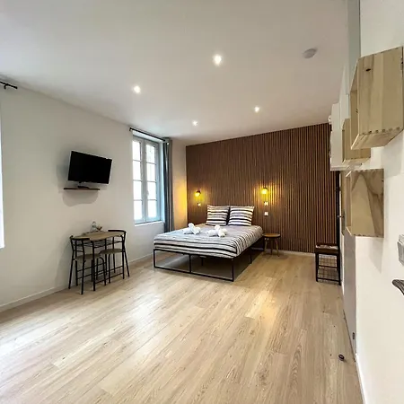Cosy & Chic- Hyper Centre Apartment Agen
