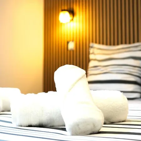 Cosy & Chic- Hyper Centre *