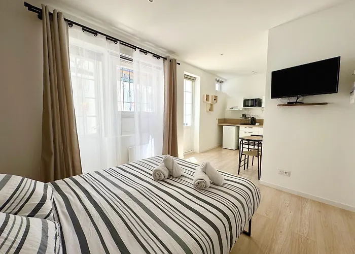 Cosy & Chic- Hyper Centre *